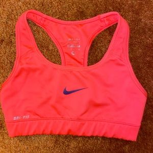 Nike Pro Sports Bra